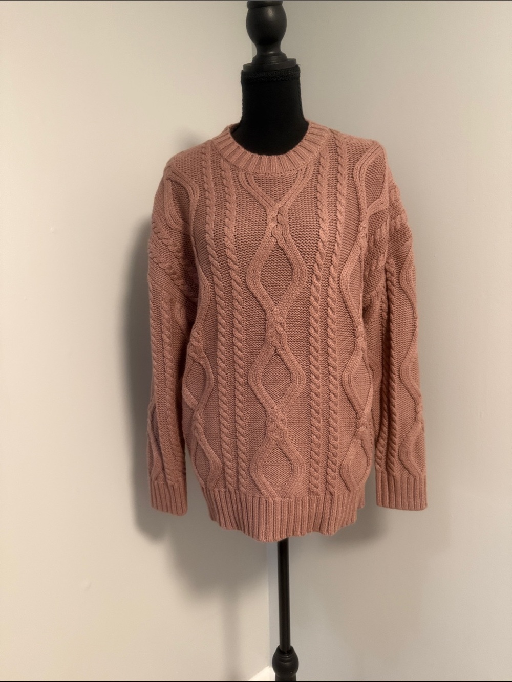 Women's Cable Knit Crewneck Sweater - Dusty Mauve